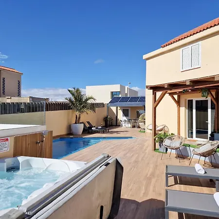 La Casa De Playa - Piscina Y Jacuzzi A 50m Del Mar Dom wakacyjny *