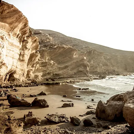 בית נופש La Casa De Playa - Piscina Y Jacuzzi A 50m Del Mar *