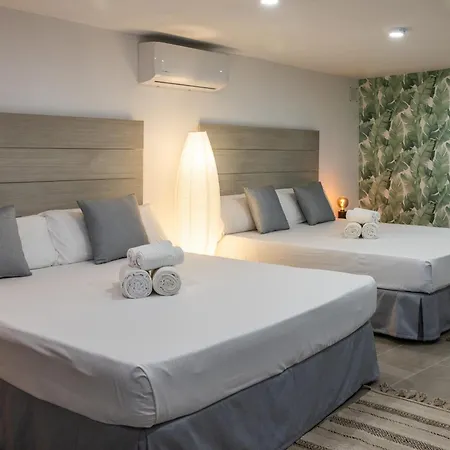 La Casa De Playa - Piscina Y Jacuzzi A 50m Del Mar בית נופש אל מדאנו