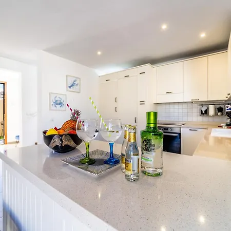 La Casa De Playa - Piscina Y Jacuzzi A 50m Del Mar בית נופש