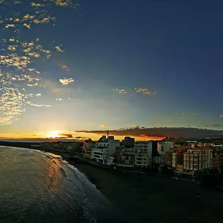 펜션 La Casa De Playa - Piscina Y Jacuzzi A 50m Del Mar 엘메다노
