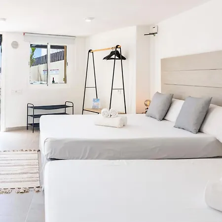 La Casa De Playa - Piscina Y Jacuzzi A 50m Del Mar Holiday home